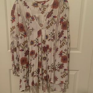 Free People tunic Large Cream and multicolor flowers in rust mustered color.
